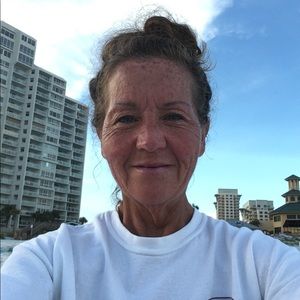 Meet your Posher, Marisa